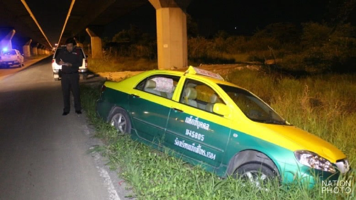ลุงขับแท็กซี่ฮึดสู้คนร้ายจี้ชิงทรัพย์ถูกฟันเลือดอาบ