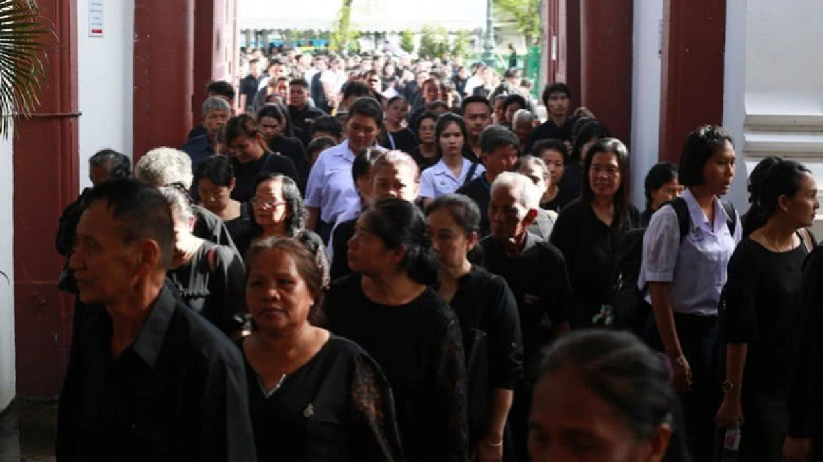 ในรัชกาลที่ 9 ทรงเป็นทั้งกษัตริย์ พ่อ และครู