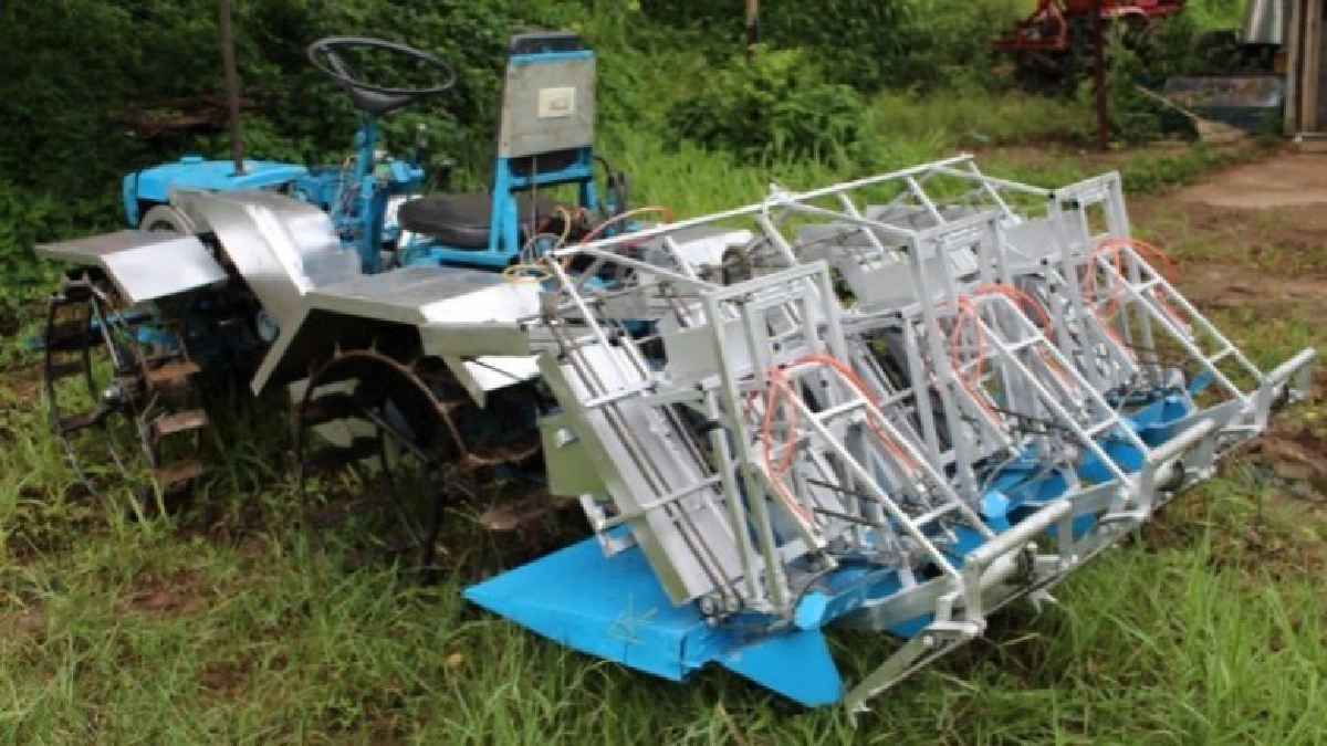 วช.หนุนนักวิจัยผลิตเครื่องปลูกข้าวแบบนาโยน วช.หนุนนักวิจัยผลิตเครื่องปลูกข้าวแบบนาโยน