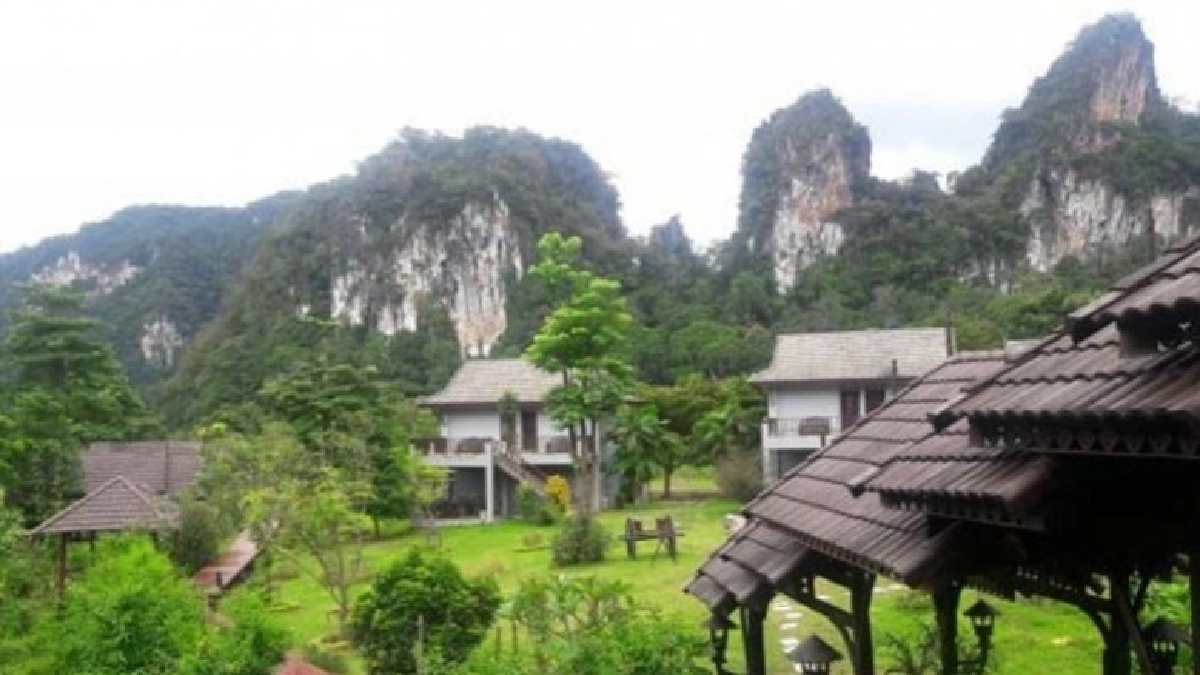 สุขใจเมื่อไป...เขาสก