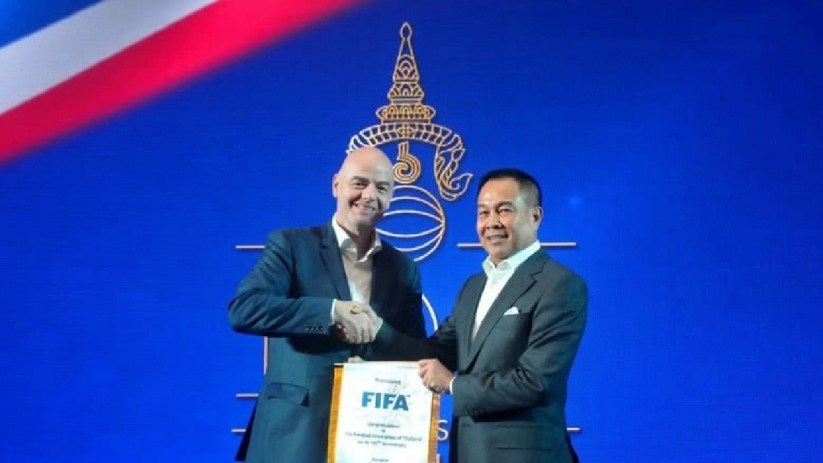 พบประธานฟีฟ่า ขอจัด FIFA CONGRESS 2019