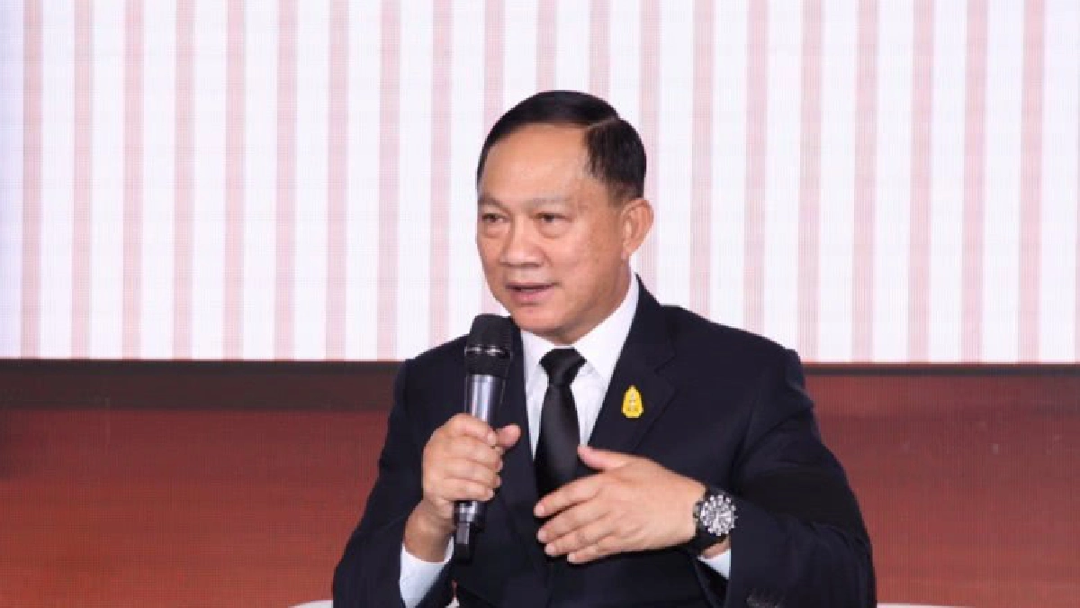 พม.เร่งช่วยเด็กหญิง14 ปีถูกทนายหลอก5ล้าน พม.เร่งช่วยเด็กหญิง14 ปีถูกทนายหลอก5ล้าน