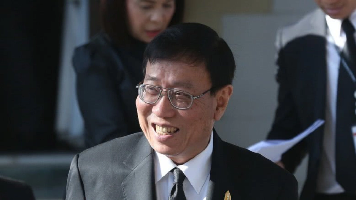 “พรเพชร” ยกคำพิพากษาศาลรธน. ป้องสนช. ปม ถือหุ้น “พรเพชร” ยกคำพิพากษาศาลรธน. ป้องสนช. ปม ถือหุ้น