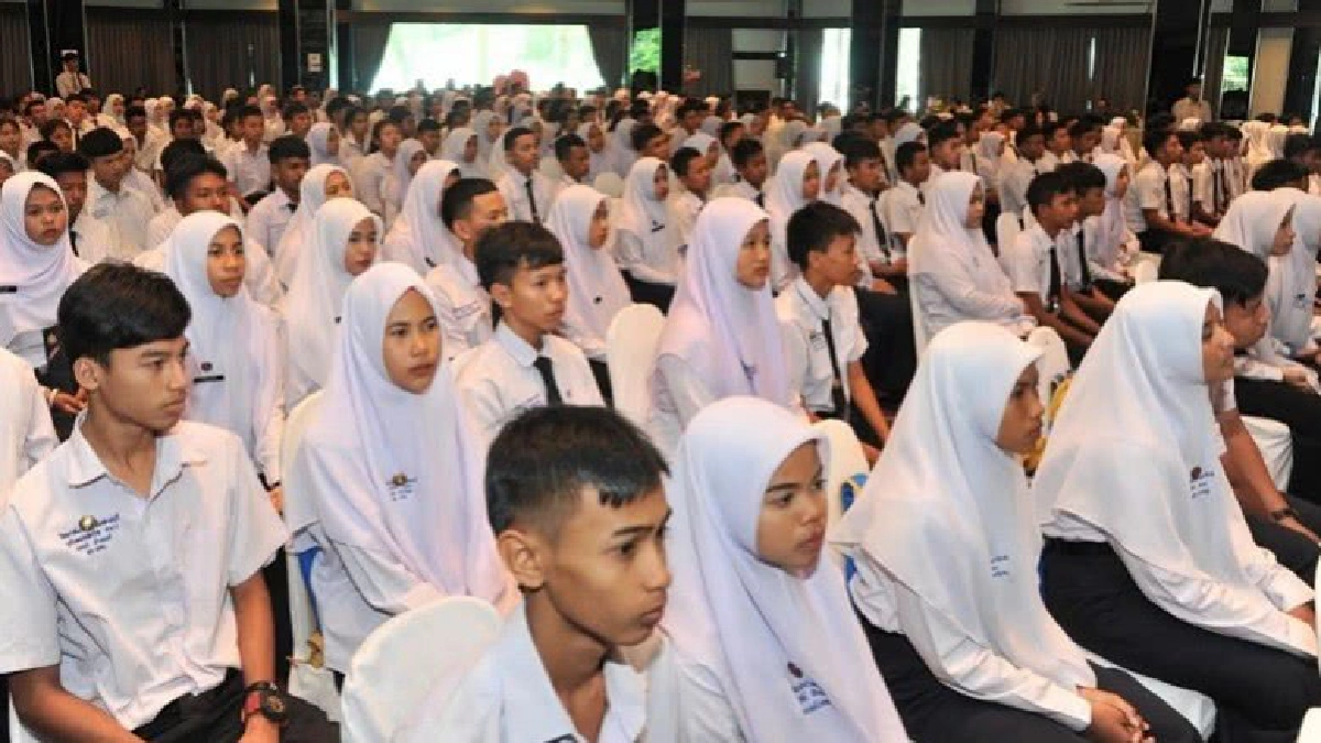 ค่ายอบรมเด็กทุน จชต.หัวใจซื่อสัตย์สุจริต