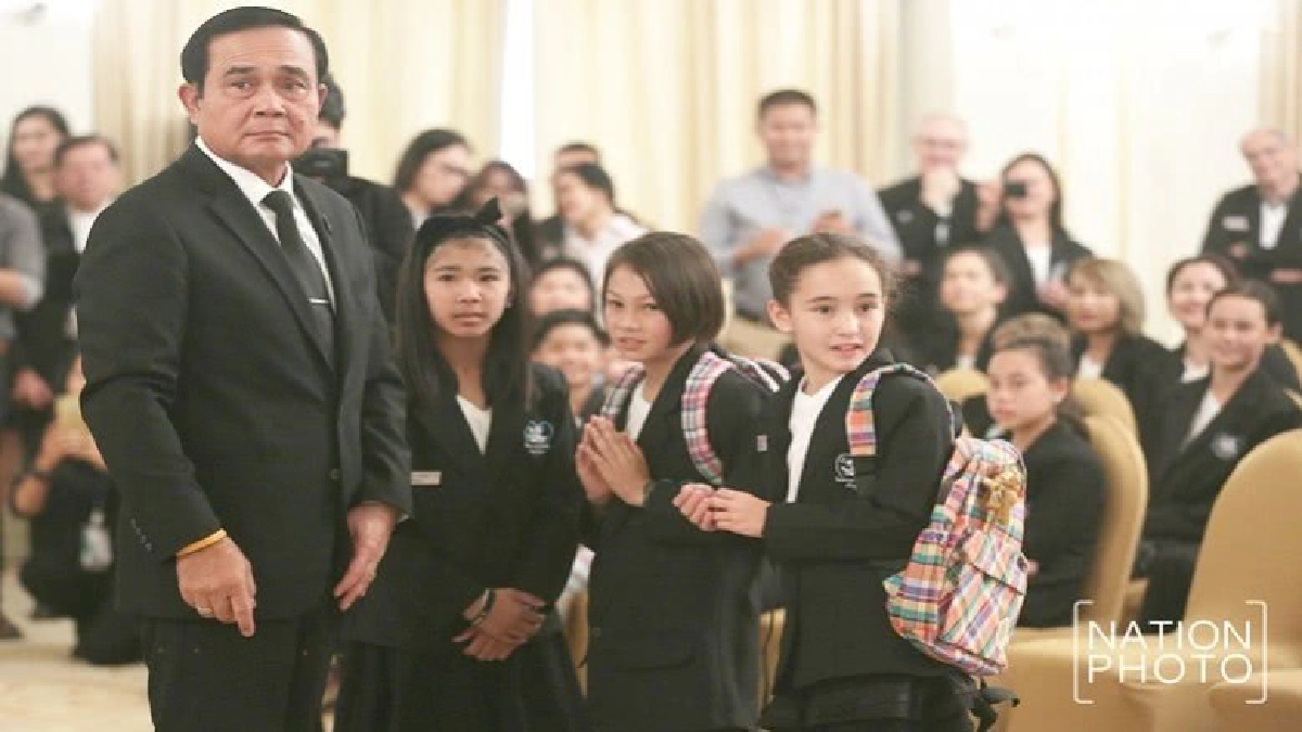 "ประยุทธ์"ระบุนำแบบอย่างปชต."สหรัฐฯ-ออสเตรเลีย"มาพัฒนา "ประยุทธ์"ระบุนำแบบอย่างปชต."สหรัฐฯ-ออสเตรเลีย"มาพัฒนา