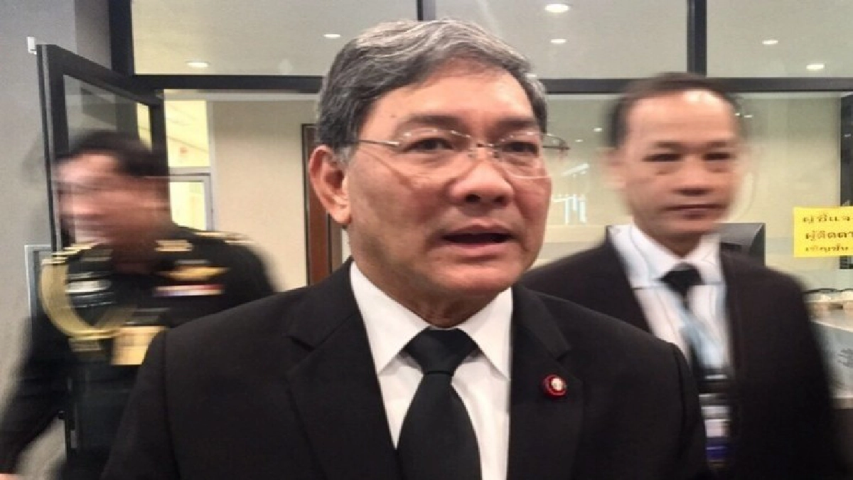  เช็ก มือโพสต์ตั้งฆ่าหัว "มทภ.4" 