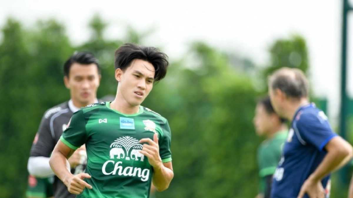 "ช้างศึก” เรียก "ลีซอ-พีรดนย์" เสริมทัพ