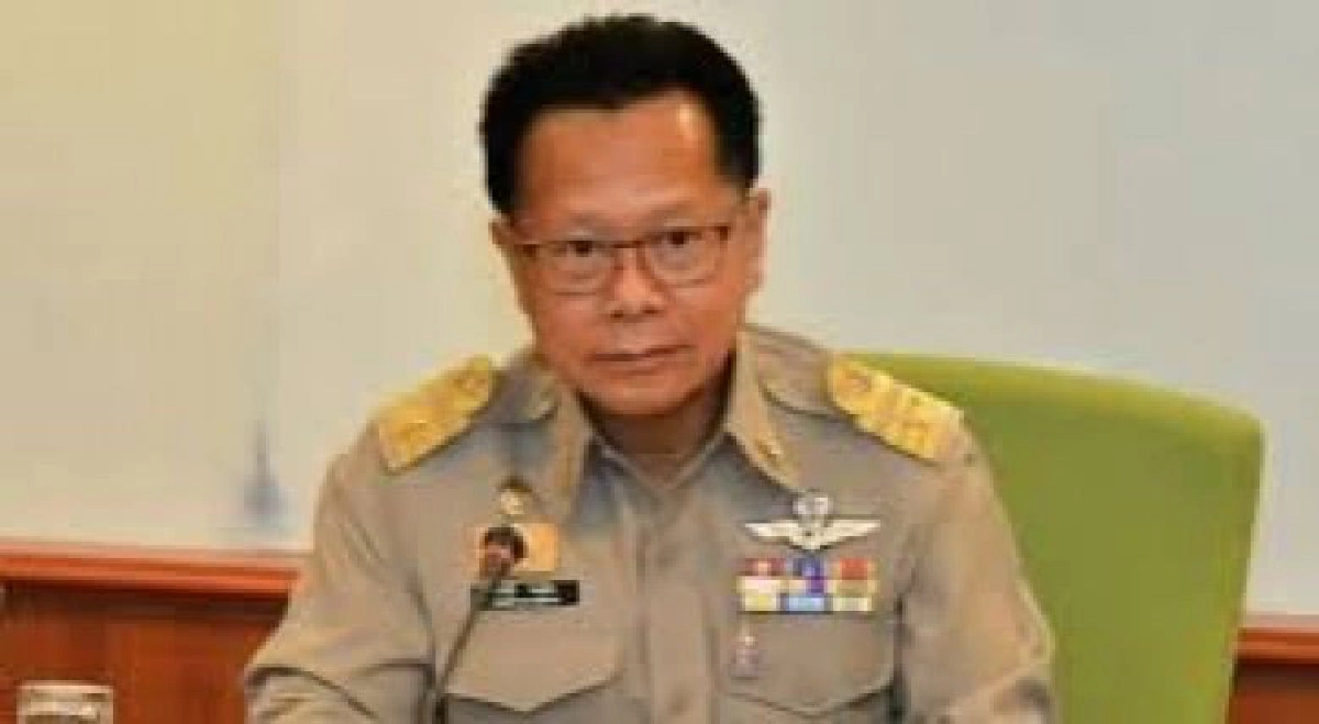 "ยธ." เร่งเยียวยา เหยื่อฆ่า "ยกครัว" ราย 1 แสน "ยธ." เร่งเยียวยา เหยื่อฆ่า "ยกครัว" ราย 1 แสน