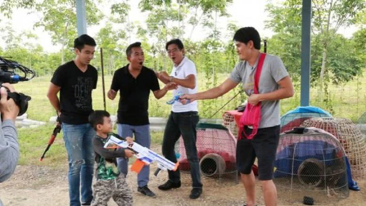 อ๊อฟ ชนะพล พาเปิดบ้าน น้ำ รพีภัทร เพื่อนสุดปึ้ก อ๊อฟ ชนะพล พาเปิดบ้าน น้ำ รพีภัทร เพื่อนสุดปึ้ก