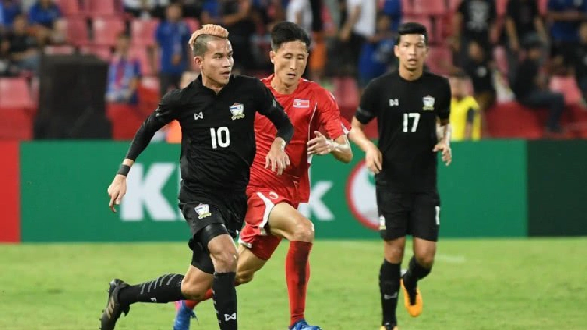 ช้างศึกทุบเกาหลีเหนือ 3-0 ทะลุชิงคิงส์คัพ ช้างศึกทุบเกาหลีเหนือ 3-0 ทะลุชิงคิงส์คัพ