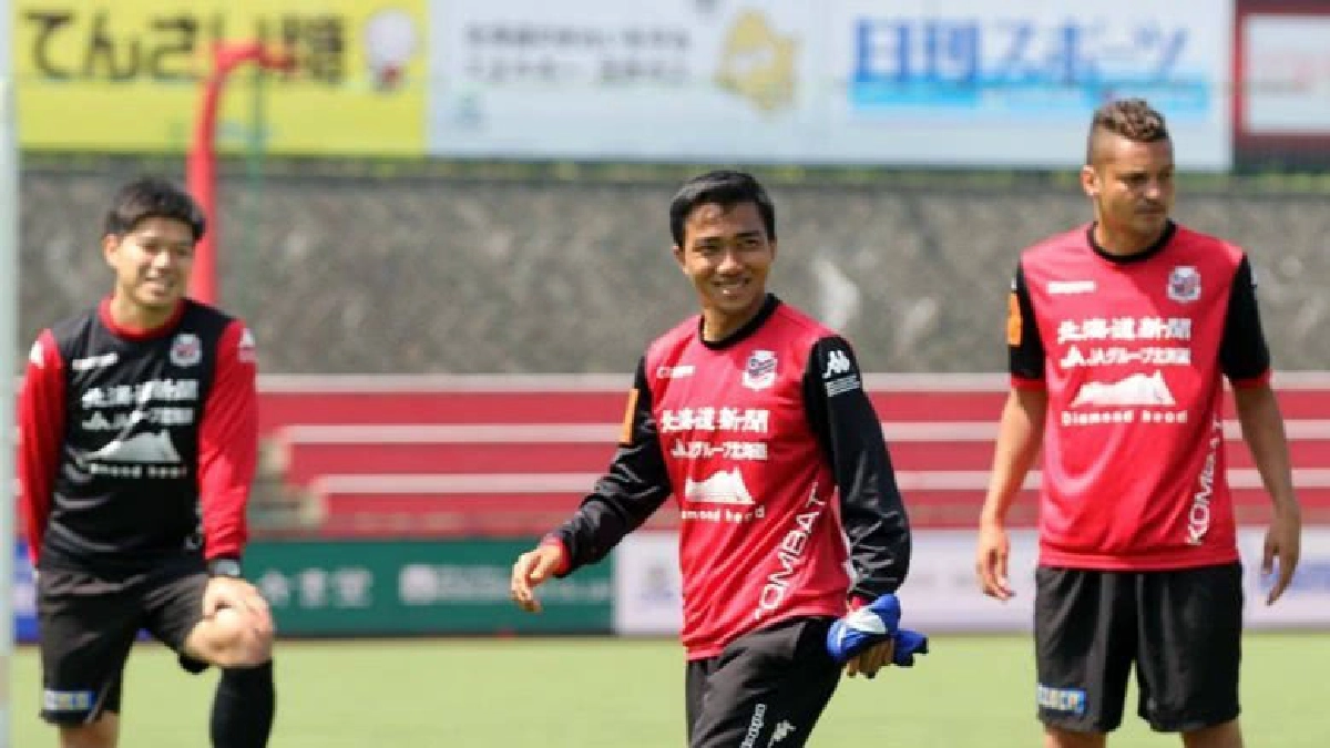 "ชนาธิป"ทำ1ประตูเกมอุ่นเครื่อง-โค้ชชี้ต้องปรับเรื่องเกมรับ "ชนาธิป"ทำ1ประตูเกมอุ่นเครื่อง-โค้ชชี้ต้องปรับเรื่องเกมรับ