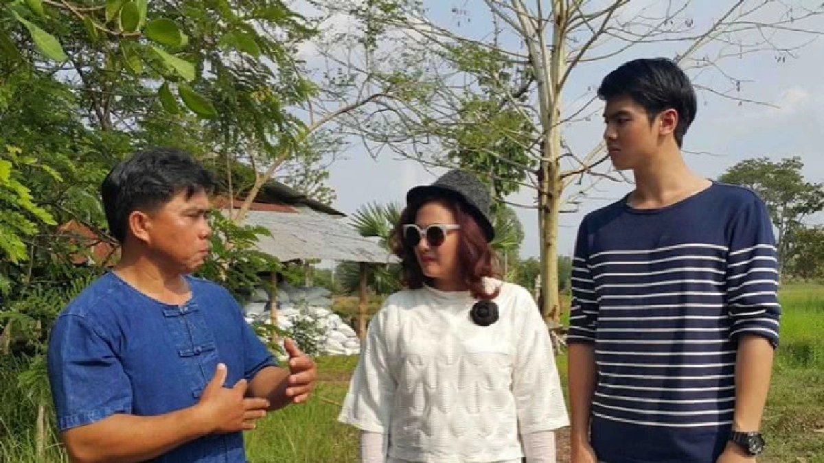 'คุณน้ำผึ้ง' พาเด็กรุ่นใหม่เรียนรู้การเป็นเกษตรกร 'คุณน้ำผึ้ง' พาเด็กรุ่นใหม่เรียนรู้การเป็นเกษตรกร