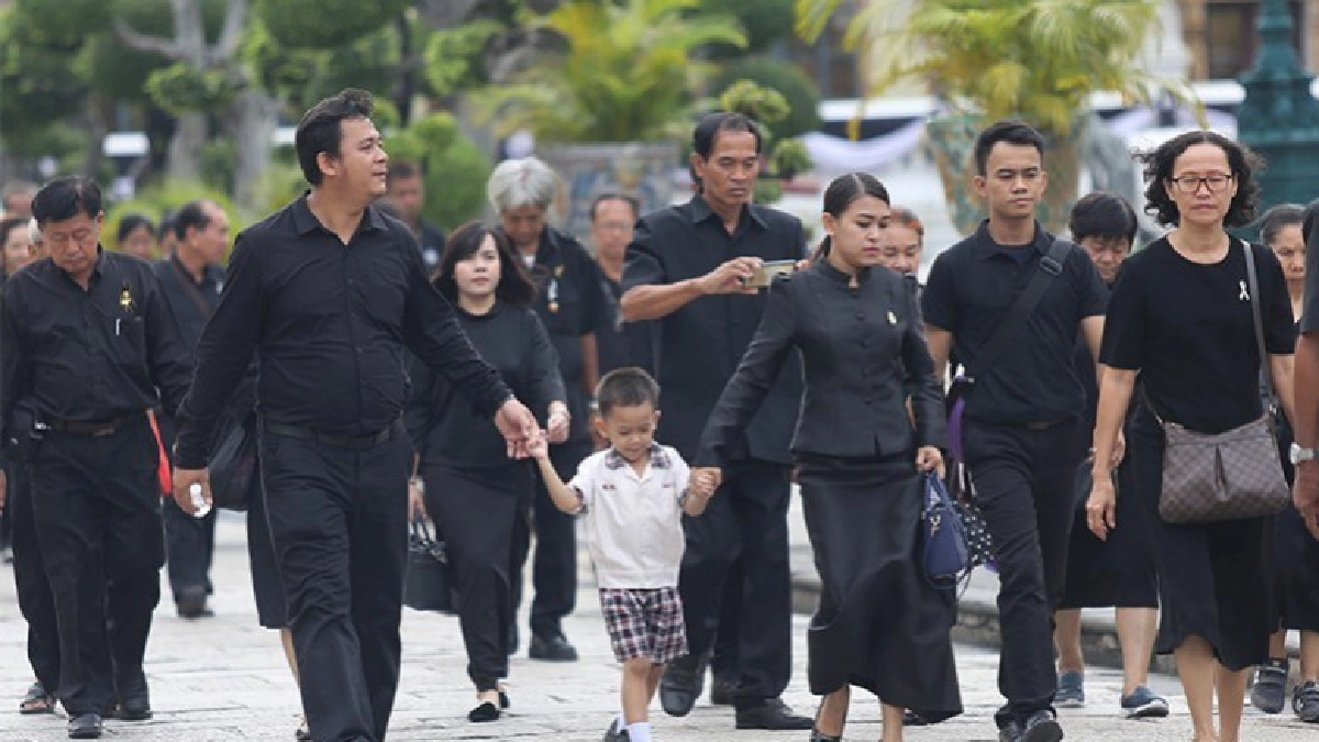 บรรยากาศสักการะพระบรมศพวันที่ 258