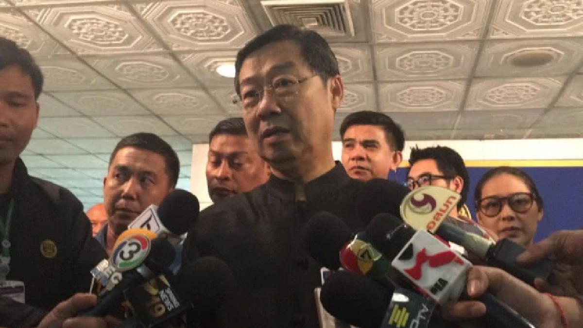 พรรคเล็กยื่น 4 ข้อเสนอปรับกม.พรรคการเมือง พรรคเล็กยื่น 4 ข้อเสนอปรับกม.พรรคการเมือง