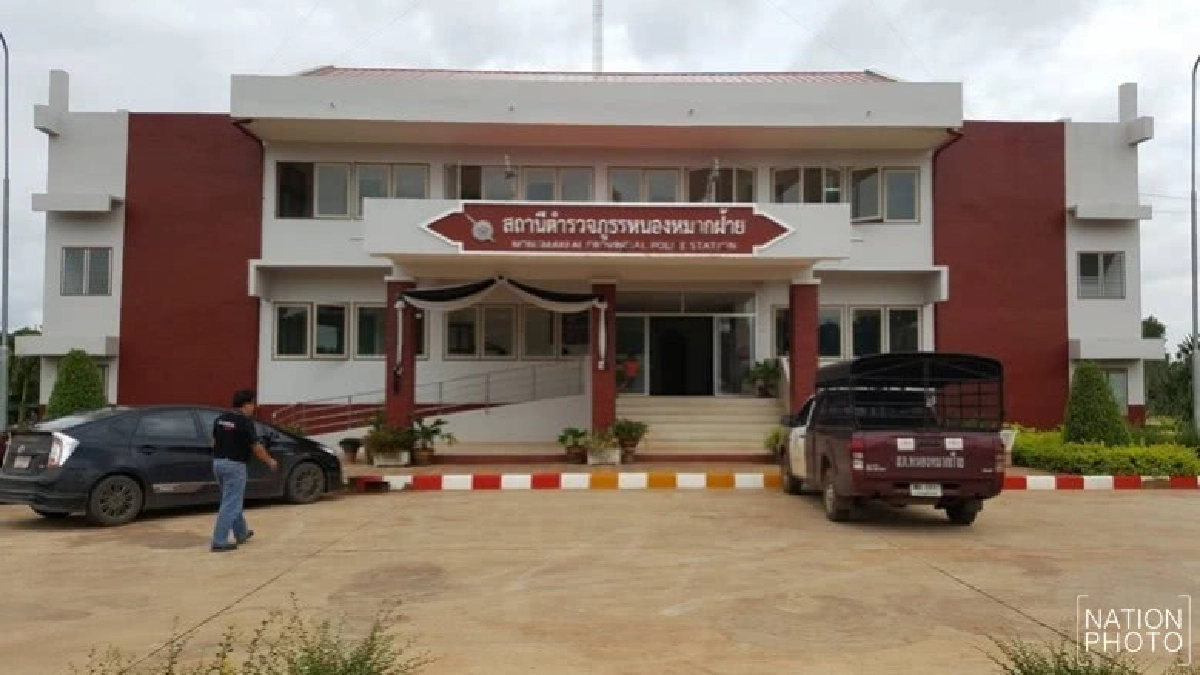 จ่าย 2.5 แสน รับราชการ ทอ. 42 รายถูกหลอก จ่าย 2.5 แสน รับราชการ ทอ. 42 รายถูกหลอก