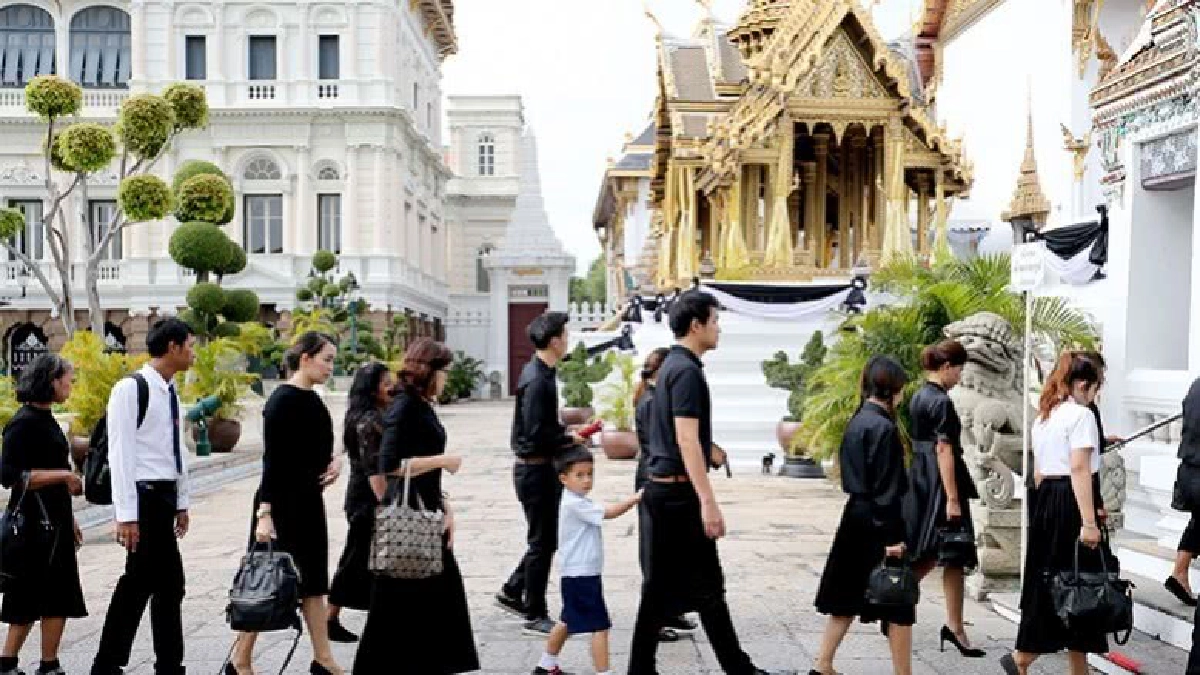 259 วัน มีประชาชนเข้ากราบพระบรมศพ 8,522,086 คน 259 วัน มีประชาชนเข้ากราบพระบรมศพ 8,522,086 คน