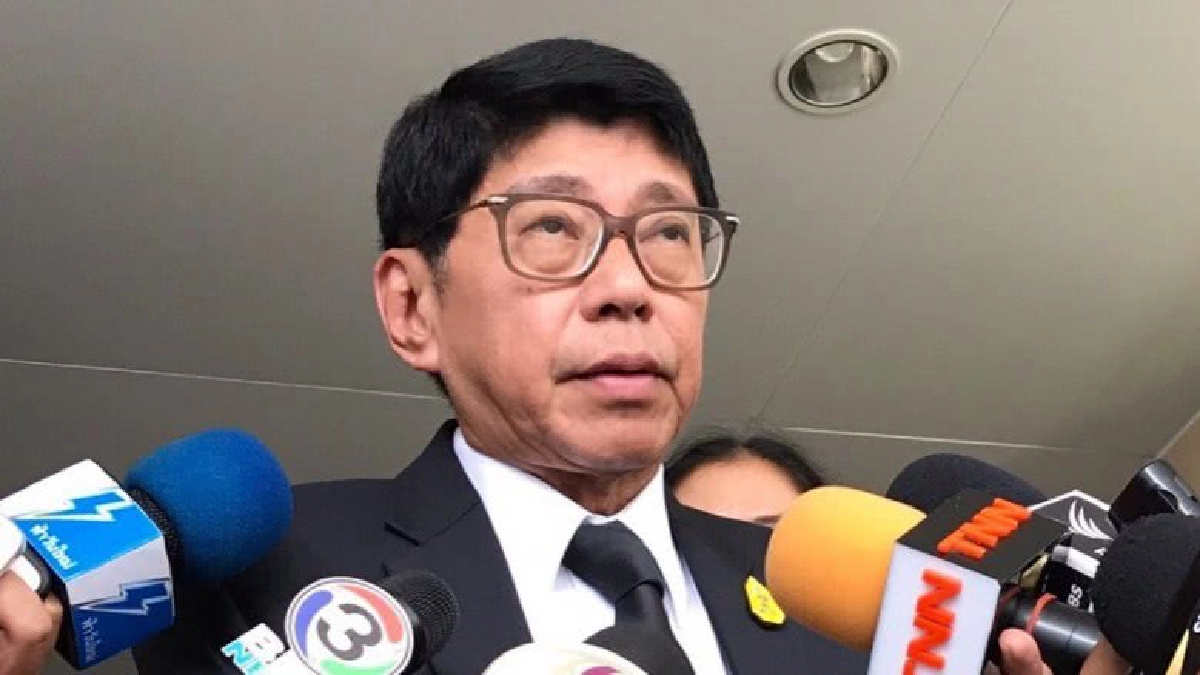 เผย กกต.ยื่นศาลรธน.ตีความกม.กกต. ต้องชะลอทูลเกล้า เผย กกต.ยื่นศาลรธน.ตีความกม.กกต. ต้องชะลอทูลเกล้า