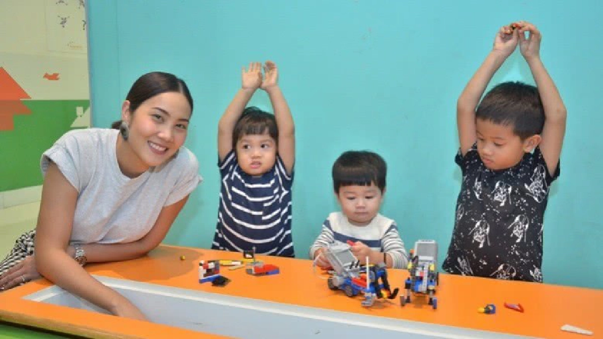 เลี้ยงลูกยุคใหม่ฉบับคุณแม่คนดัง