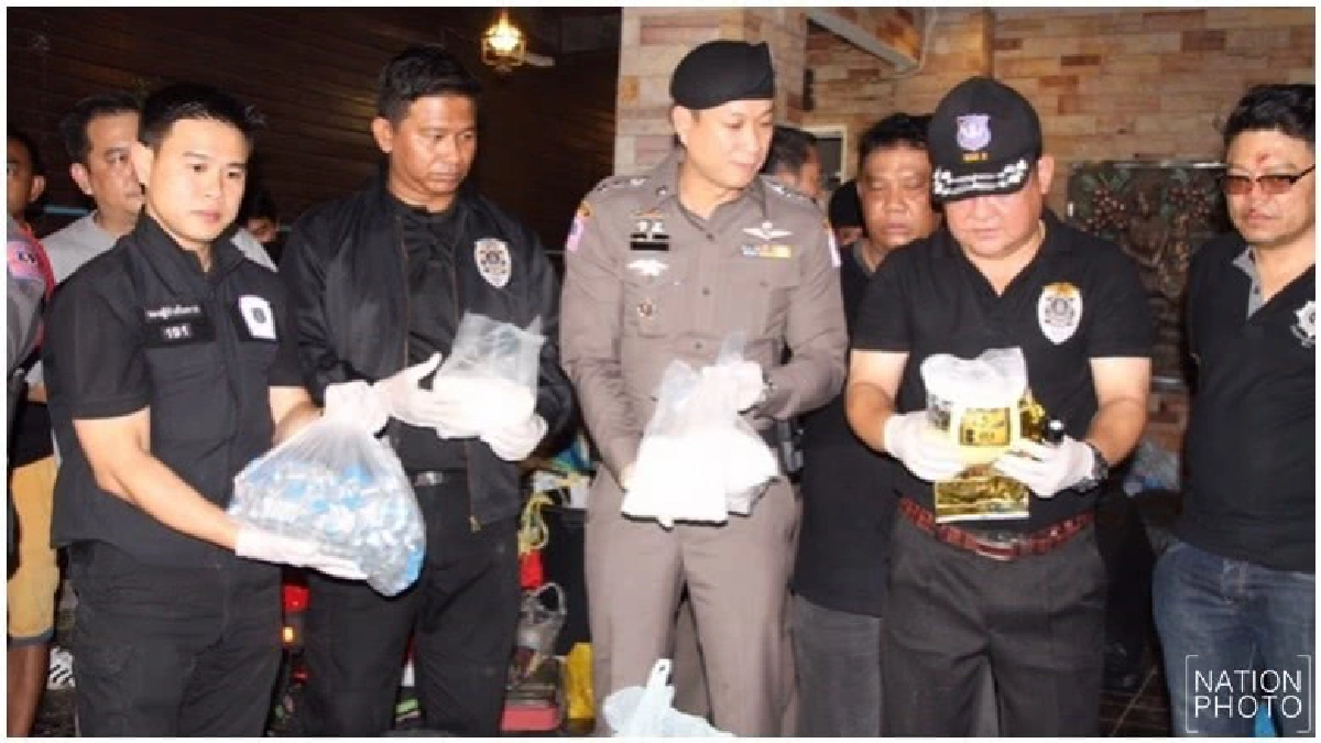 จับหนุ่มขนยาบ้า-เฮโรอีน เช่าหมู่บ้านหรูซุกยา จับหนุ่มขนยาบ้า-เฮโรอีน เช่าหมู่บ้านหรูซุกยา