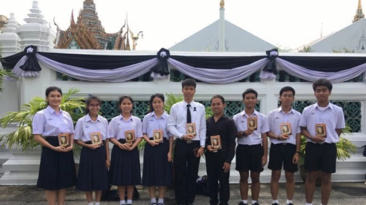 เด็กๆ ให้คำมั่น จะเติบโตเป็นผู้ใหญ่ที่ดี ถวายเป็นพระราชกุศล