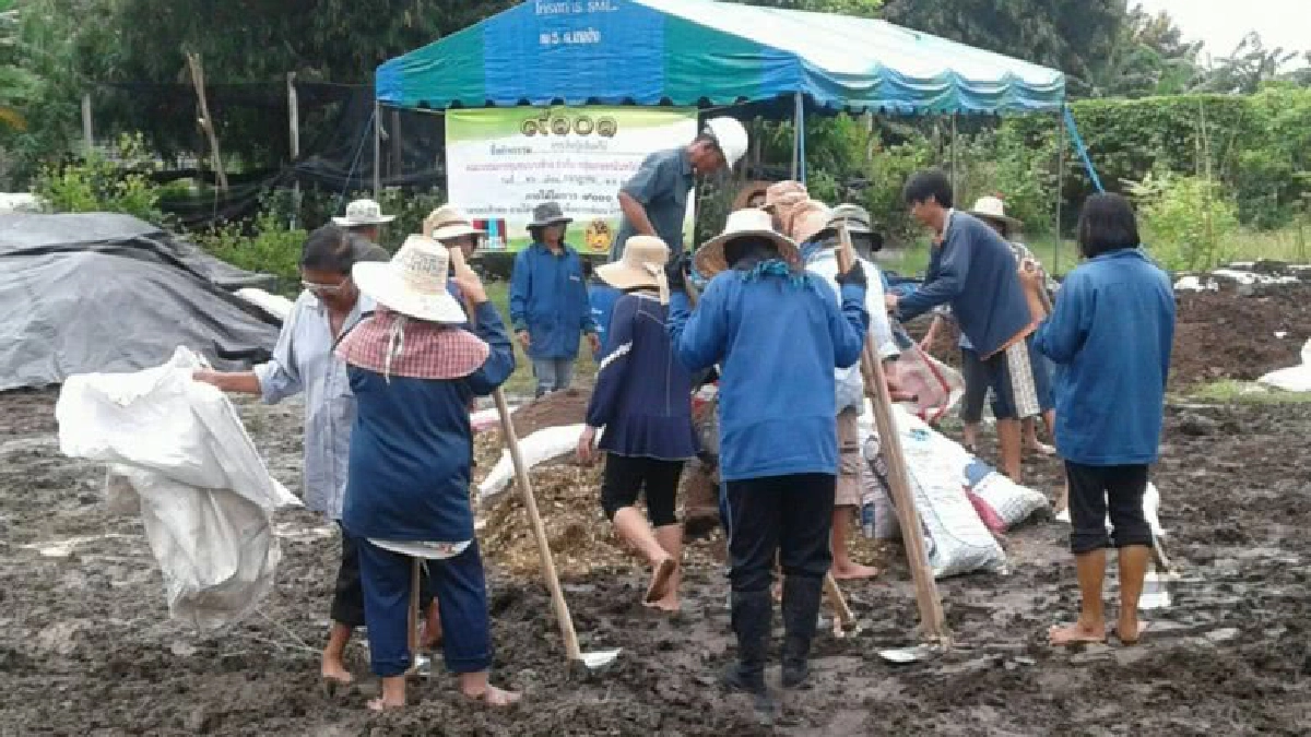 กรมพัฒนาที่ดินเดินหน้าร่วมขับเคลื่อนโครงการ ตามรอยเท้าพ่อ