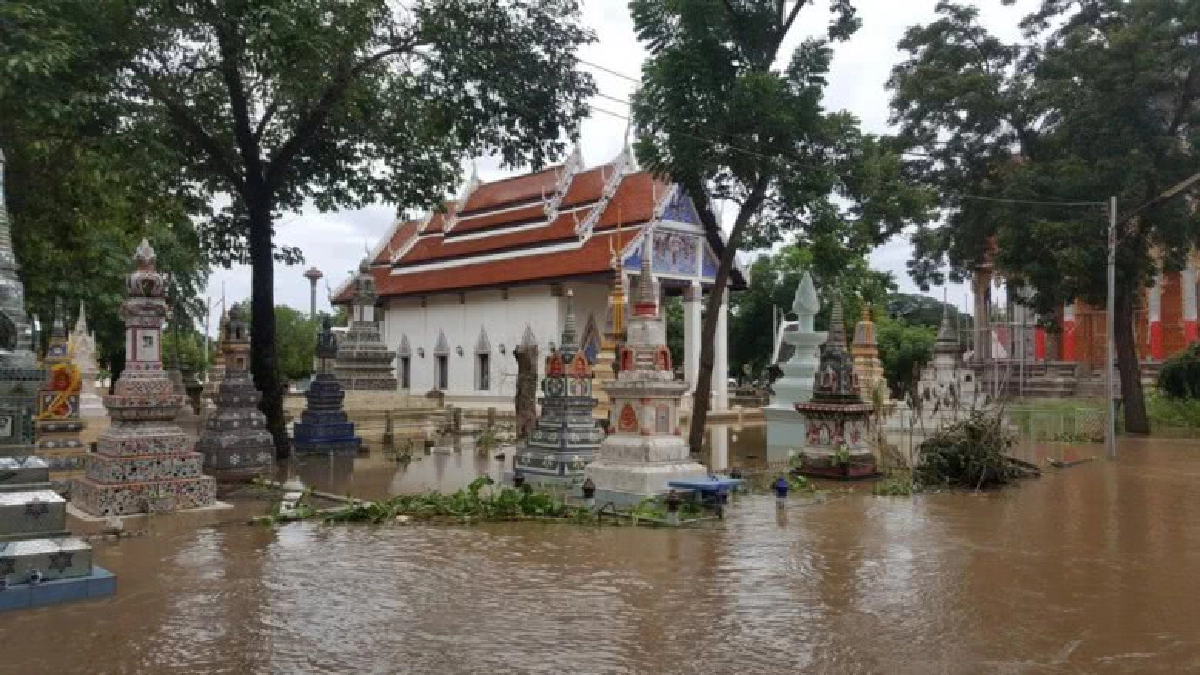 น้ำป่า ท่วมโบราณสถานอายุ 100 ปี จ.พิจิตร