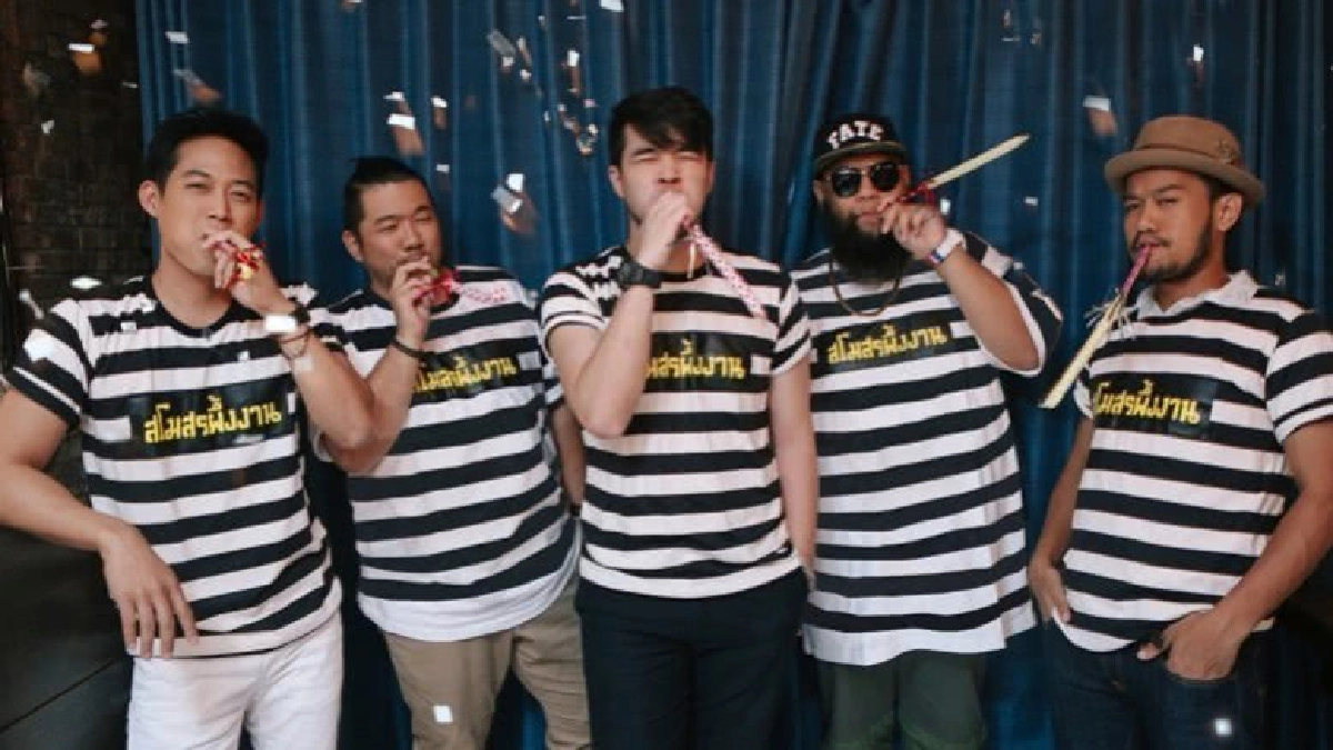 'ว่าน' ประกาศสละโสดกลางกองMV. 'ว่าน' ประกาศสละโสดกลางกองMV.