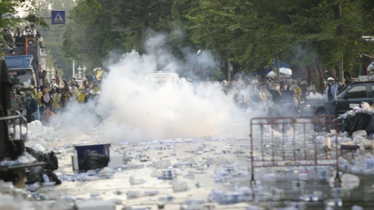 ศาลยกฟ้อง "สมชาย -ชวลิต -พัชรวาท-สุชาติ" สลายม็อบ พธม. 