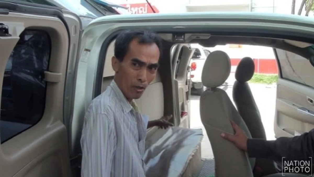 สุดยื้อ!ป.1ถูกลืมไว้ในรถเสียชีวิตแล้ว