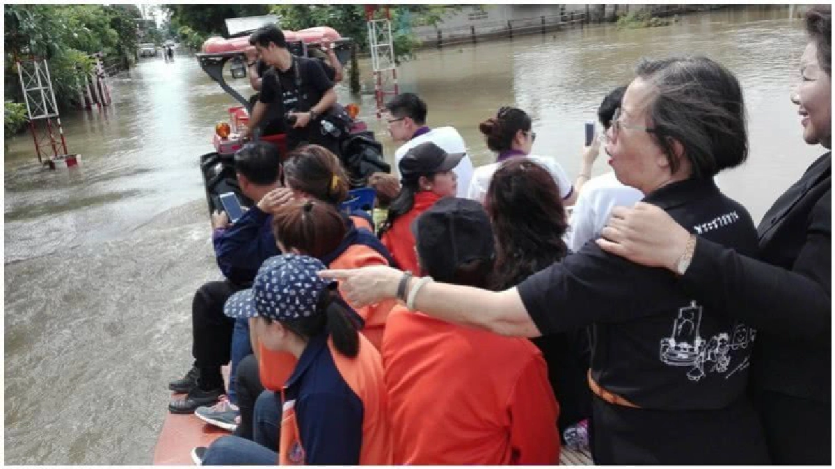"มตช." ช่วยปชช.น้ำท่วม ที่ ต.วังยาง จ.นครพนม "มตช." ช่วยปชช.น้ำท่วม ที่ ต.วังยาง จ.นครพนม