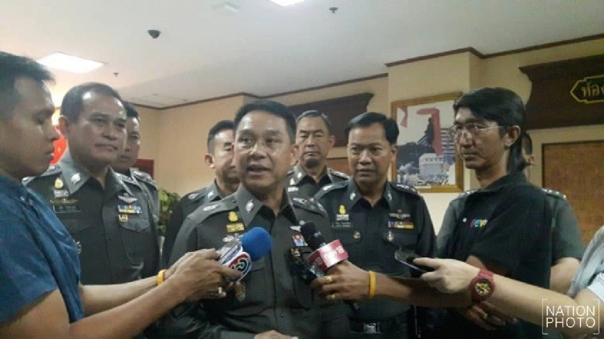 ผบ.ตร.ถกเตรียมความพร้อมพระราชพิธีถวายพระเพลิง ร.9 ผบ.ตร.ถกเตรียมความพร้อมพระราชพิธีถวายพระเพลิง ร.9