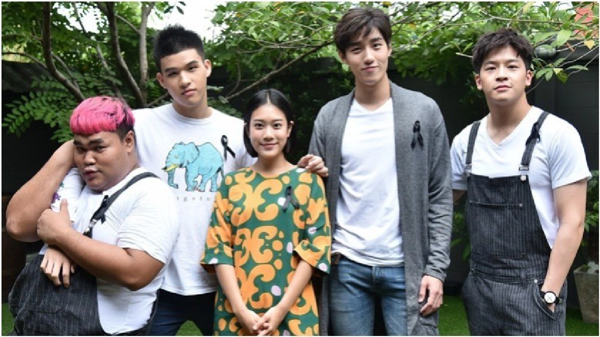'ต่อ-สกาย-เบลล์' ฝึกร้อยมาลัย มอบแม่