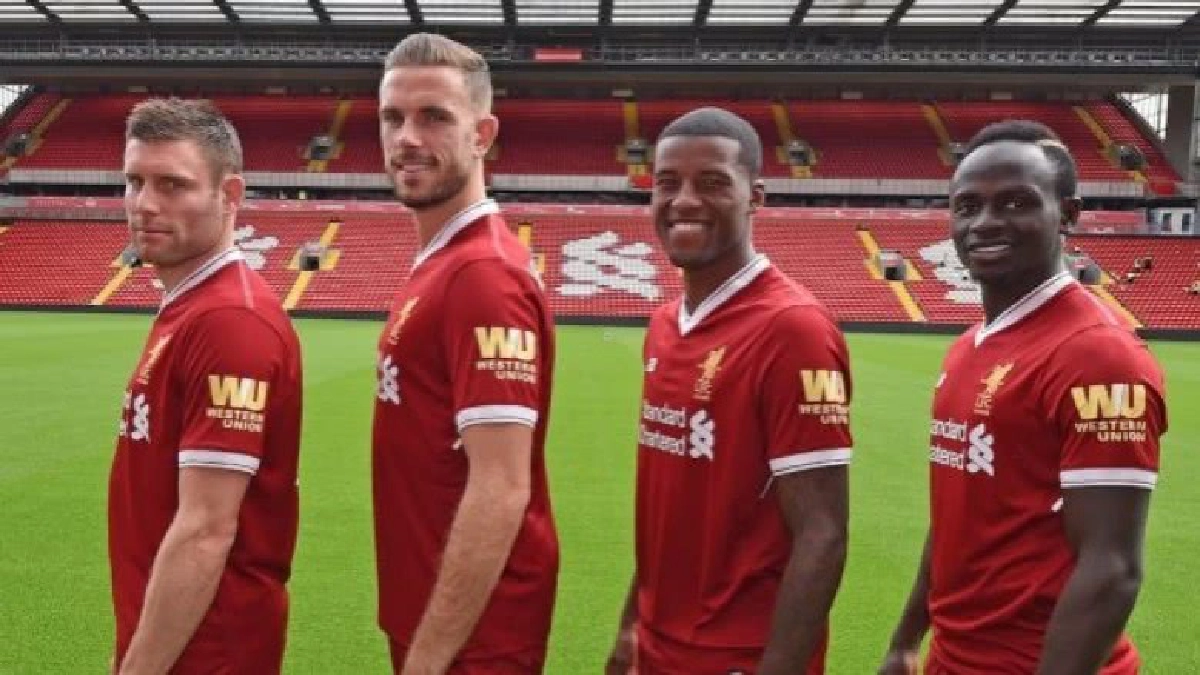 ลิเวอร์พูลเปิดตัวสปอนเซอร์บนแขนเสื้อ ลิเวอร์พูลเปิดตัวสปอนเซอร์บนแขนเสื้อ