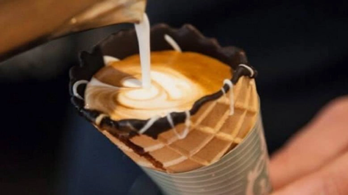 รับกาแฟสักโคนไหมคะ !? รับกาแฟสักโคนไหมคะ !?