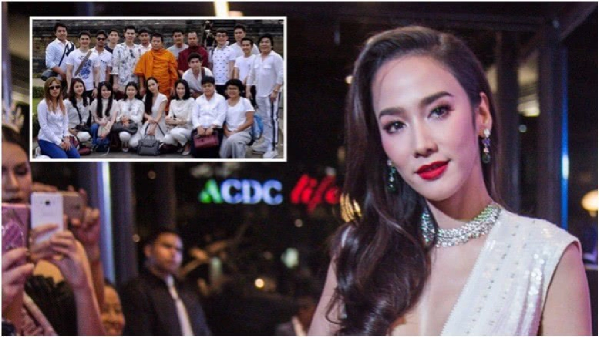นางเอกสายบุญ! ‘อั้ม’ เผยทำบุญที่ 'บุโรพุทโธ' ขอแค่สิ่งนี้ นางเอกสายบุญ! ‘อั้ม’ เผยทำบุญที่ 'บุโรพุทโธ' ขอแค่สิ่งนี้
