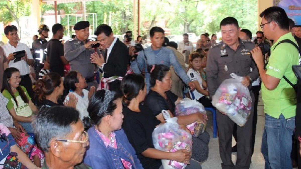 ก.แรงงาน จัดหน่วยเคลื่อนที่ เร่งฟื้นฟูช่วยน้ำท่วม