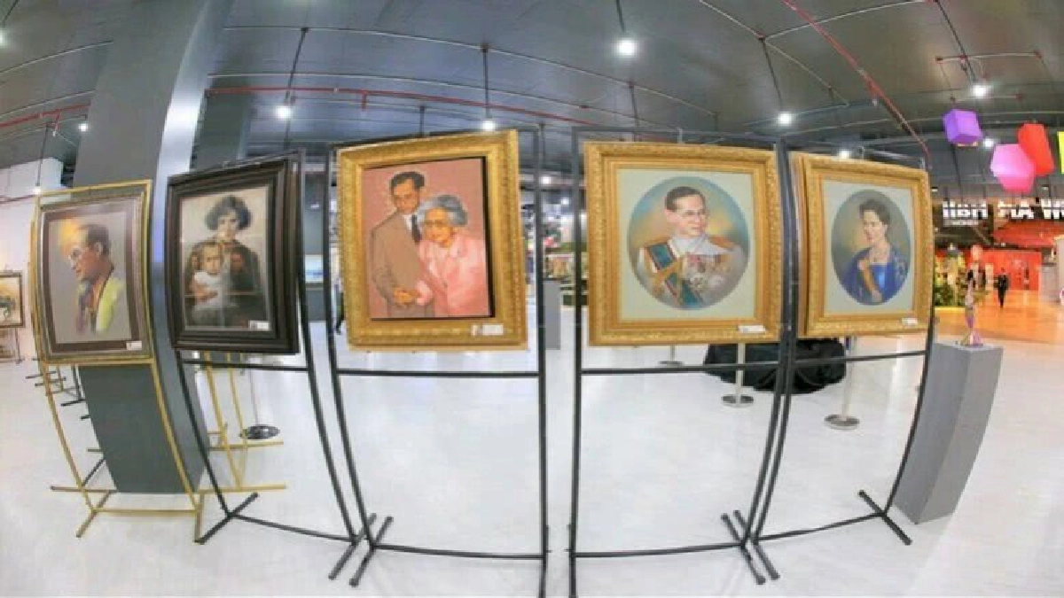 ชวนชมนิทรรศการ “ธารศิลป์สายใยแห่งวันแม่” ชวนชมนิทรรศการ “ธารศิลป์สายใยแห่งวันแม่”
