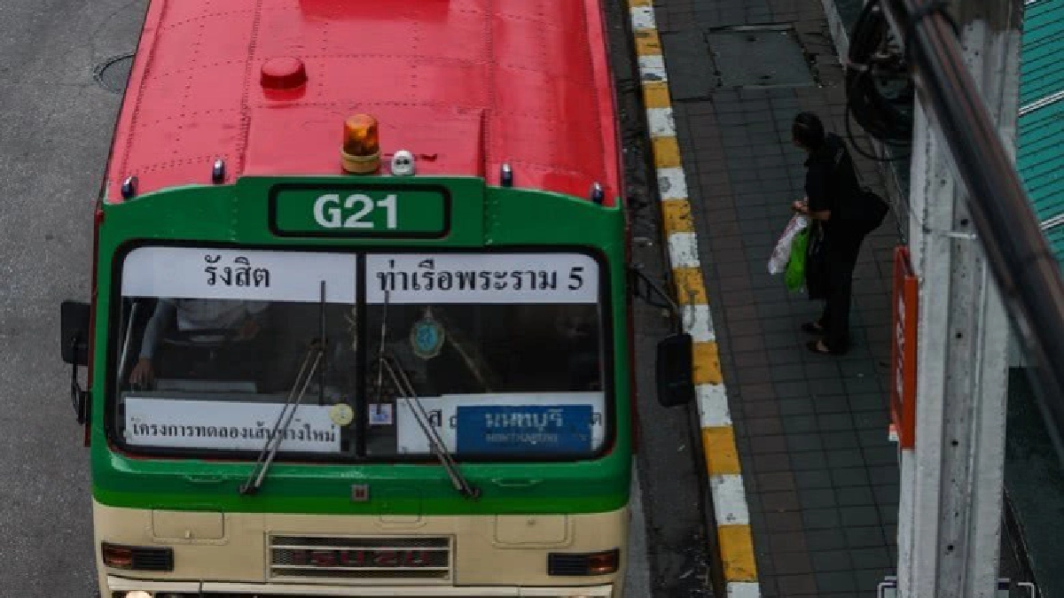 "บิ๊กตู่" ยัน หวังดีปรับเส้นทางรถเมล์ใหม่ "บิ๊กตู่" ยัน หวังดีปรับเส้นทางรถเมล์ใหม่