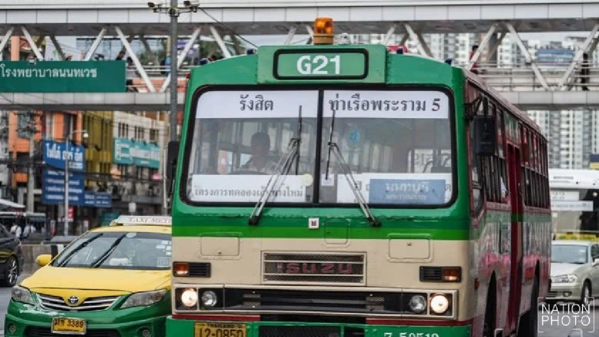 "บิ๊กตู่" ขอให้อภัยคนติงรถเมล์เก่าทาสีใหม่ "บิ๊กตู่" ขอให้อภัยคนติงรถเมล์เก่าทาสีใหม่