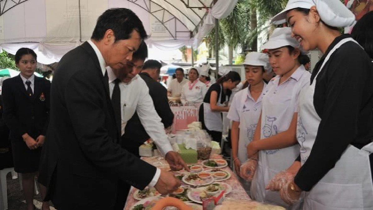 76   ปี อาชีวศึกษา พัฒนาสู่ความทันสมัยในโลกอาชีพ