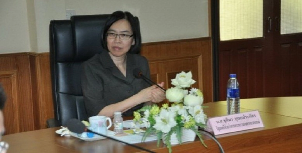 "ชุติมา" เยือนแปลงใหญ่อินทรีย์ในพื้นที่ จ.บุรีรัมย์