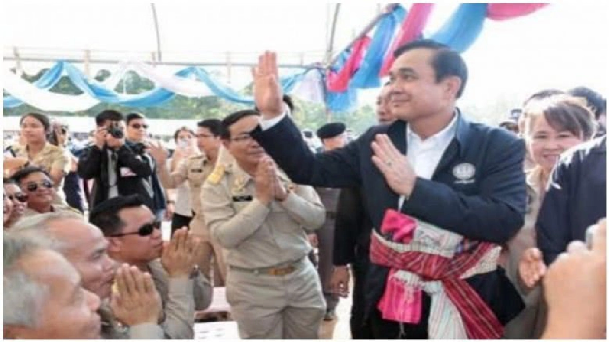 "ทหาร-ตำรวจ"2 พันนาย อารักขา" บิ๊กตู่-ครม." "ทหาร-ตำรวจ"2 พันนาย อารักขา" บิ๊กตู่-ครม."