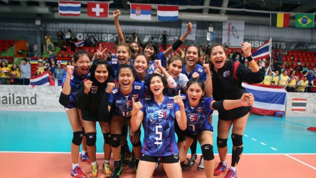 “วอลเลย์บอล-ฟุตซอล” ยิงสดแบบพอดูได้