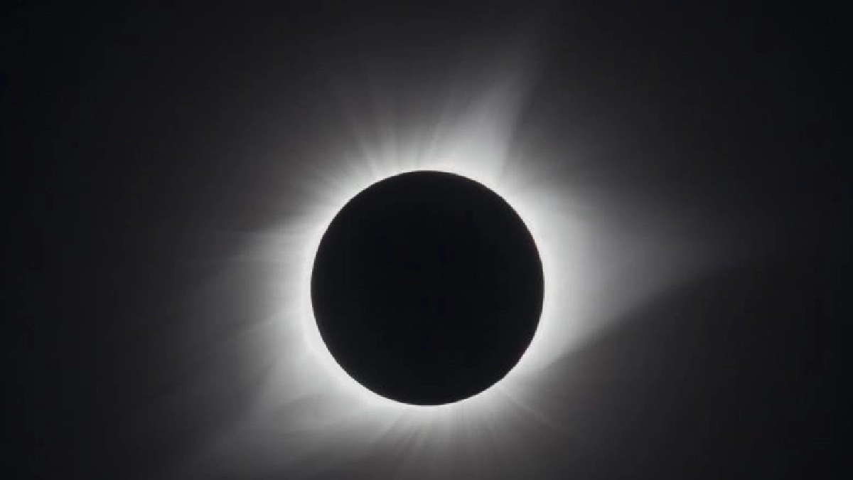 แห่ชมสุริยุปราคาเต็มดวงครั้งยิ่งใหญ่ของสหรัฐอเมริกา แห่ชมสุริยุปราคาเต็มดวงครั้งยิ่งใหญ่ของสหรัฐอเมริกา