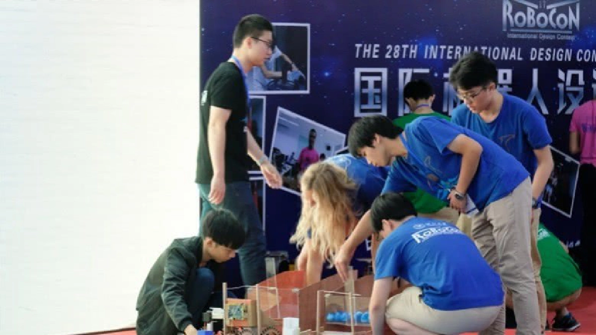 เด็กไทยคว้ารองชนะเลิศ IDC Robocon 2017 ที่จีน