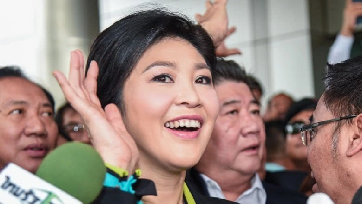 "บิ๊กป้อม" ขอกองเชียร์ "ยิ่งลักษณ์" อย่าป่วน !! "บิ๊กป้อม" ขอกองเชียร์ "ยิ่งลักษณ์" อย่าป่วน !!