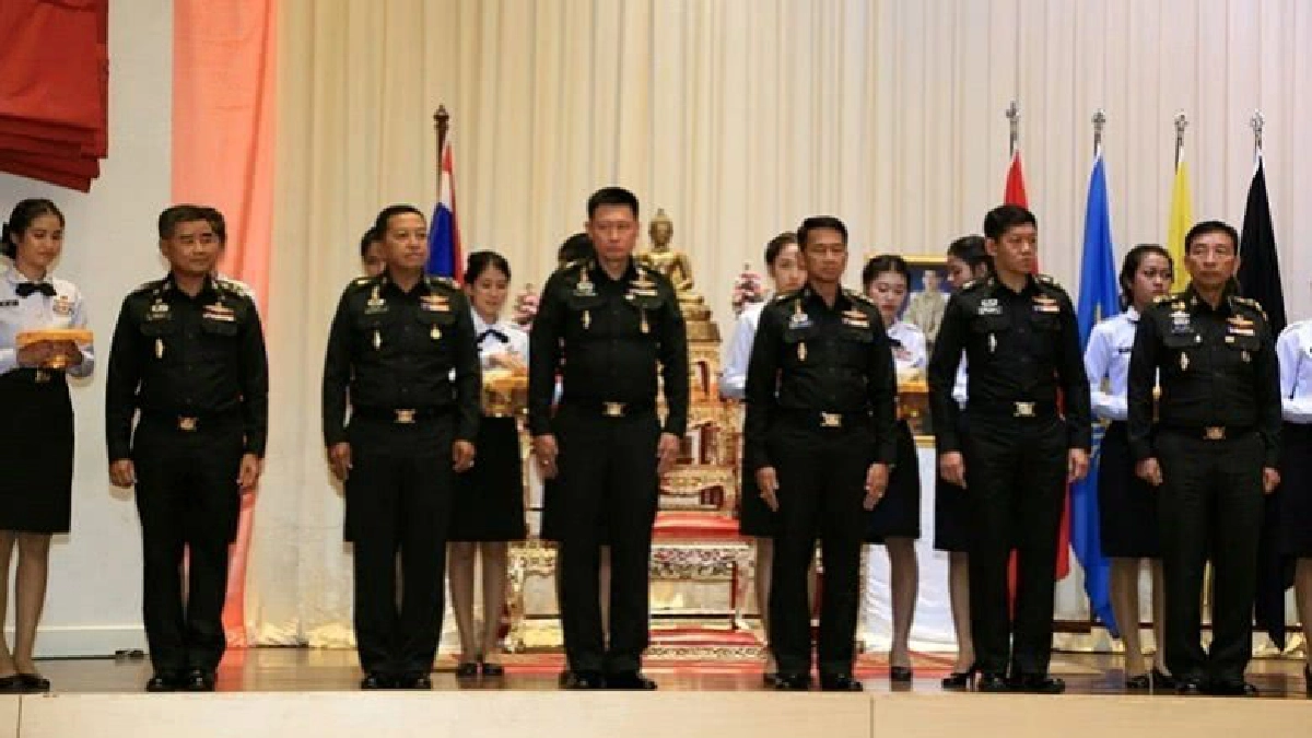 ชวน นศท.ร่วมจิตอาสาโครงการเราทำดีด้วยหัวใจ ร.10 ชวน นศท.ร่วมจิตอาสาโครงการเราทำดีด้วยหัวใจ ร.10