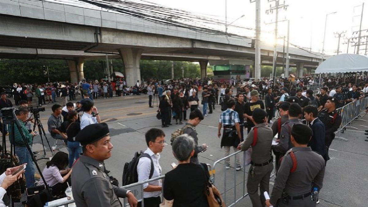 “ศานิตย์”ตรวจความเรียบร้อยหน้าศาล “ศานิตย์”ตรวจความเรียบร้อยหน้าศาล