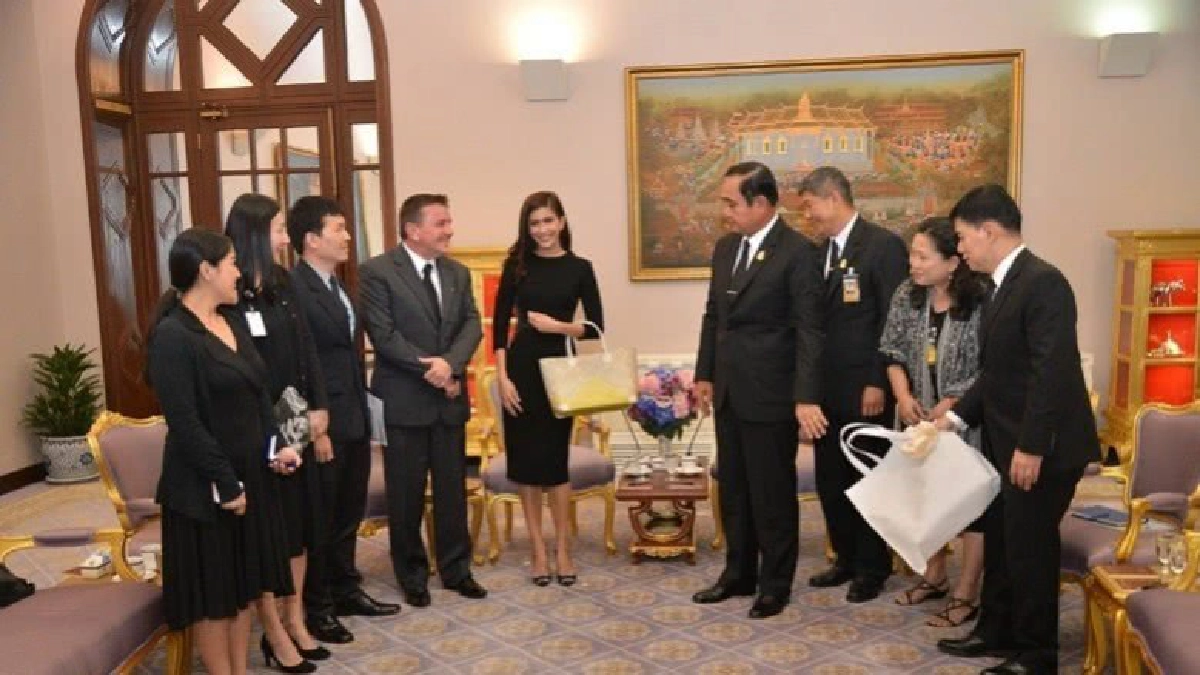 "ปู ไปรยา" พบ "นายกฯ" ขอบคุณร่วมมือ UNHCR ดูแลผู้ลี้ภัย "ปู ไปรยา" พบ "นายกฯ" ขอบคุณร่วมมือ UNHCR ดูแลผู้ลี้ภัย