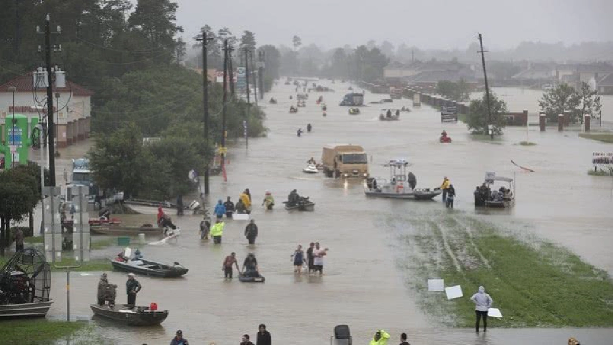 น้ำท่วมรัฐเท็กซัสส่อแววย่ำแย่ น้ำท่วมรัฐเท็กซัสส่อแววย่ำแย่